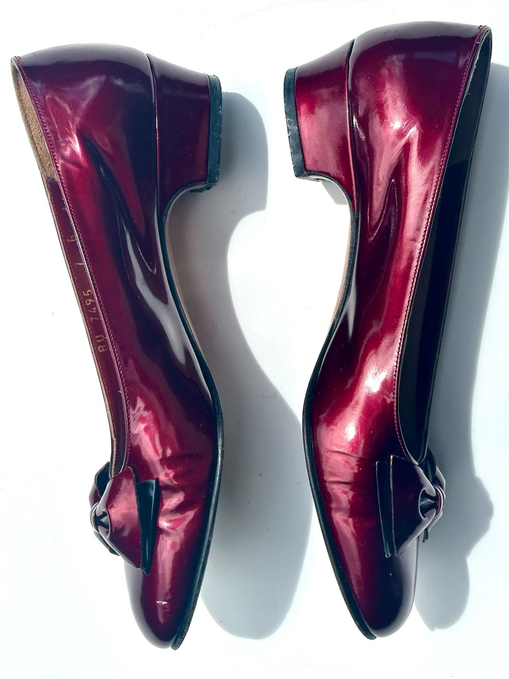 Salvatore Ferragamo Metallic Burgundy Red Patent Low Heel Ballet Pump, Bow, 7 B - Picture 5 of 15